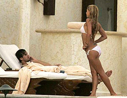 Microsoft установил слежку за Анной Курниковой