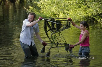 Это вот из магазинных тележек