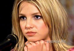 Бритни Спирс прсит прощенья