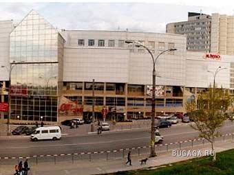 Взрыв в торговом центре Jumbo