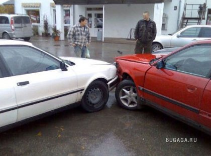 Три Audi попали в аварию