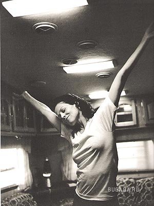 Работы Veronique Vial «Women Before 10 A.M» Работы Veronique Vial «Women Before 10 A.M»