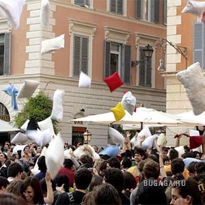 Международный день боев подушками