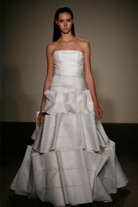 Странные свадебные платья