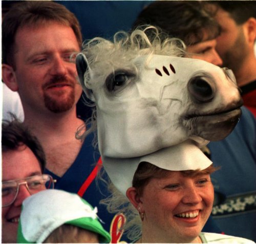 Веселые шляпы