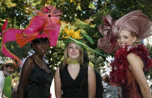 Веселые шляпы