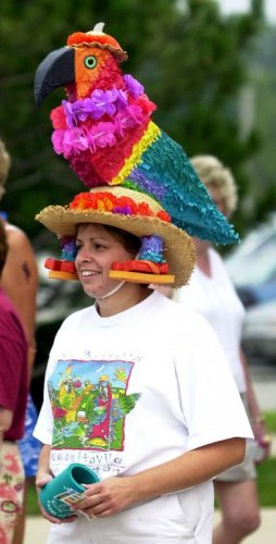 Веселые шляпы