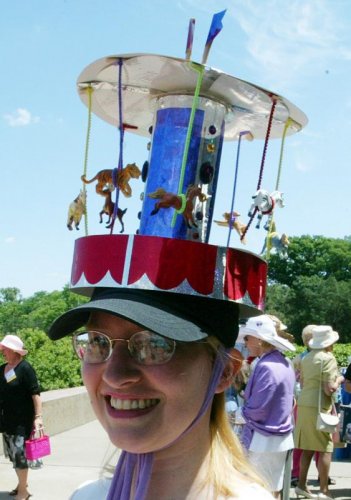 Веселые шляпы