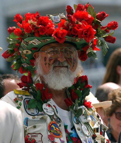 Веселые шляпы