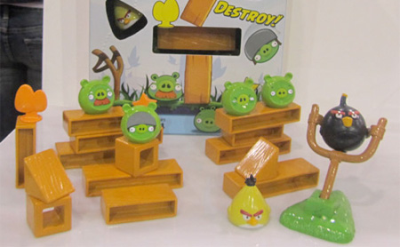 Angry birds завоевывают мир Angry birds завоевывают мир