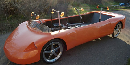 Первый автомобиль на человеческой тяге