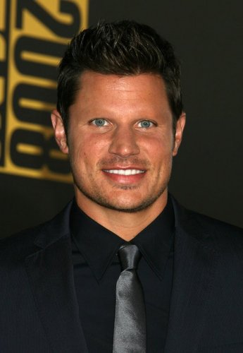 Знаменитости без бровей