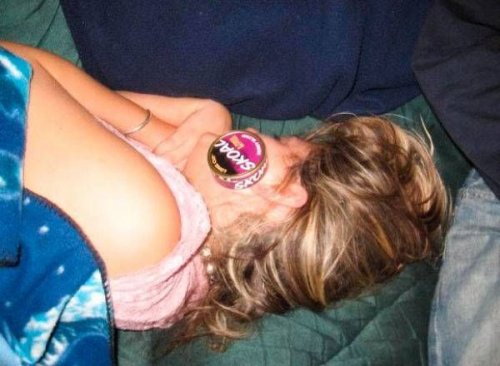 Девушки на вечеринках