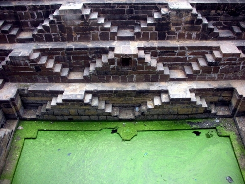 Многоступенчатый колодец Chand Baori (Индия) Многоступенчатый колодец Chand Baori (Индия)