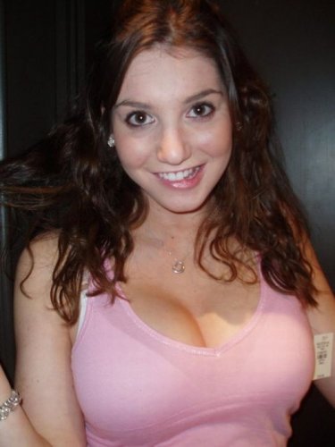 Девушки с красивым бюстом