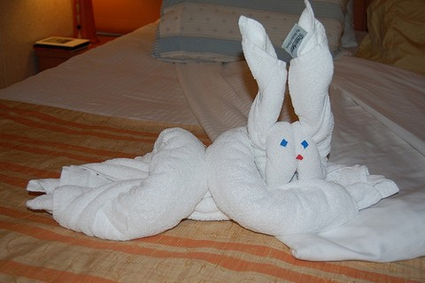 Оригами из полотенец Оригами из полотенец