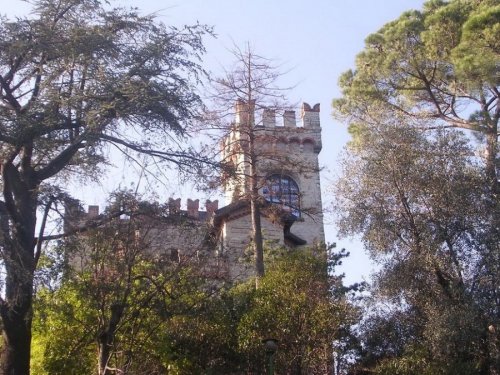 Замок Лорено