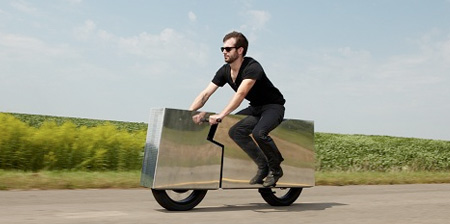 Зеркальный мотоцикл от Джои Рута