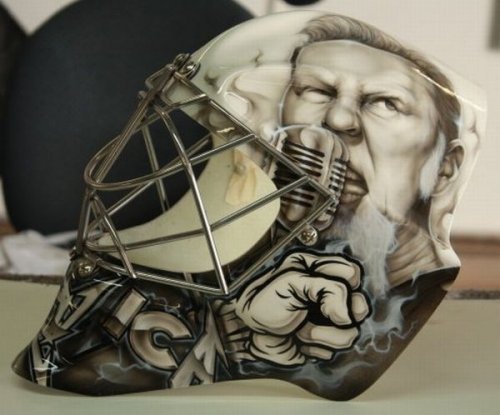 Необычные креативные спортивные шлемы