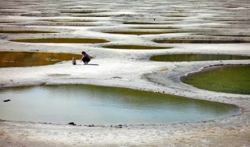 Пятнистое озеро Клилук (5 фото)