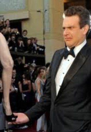 Фотожаба: Нога Анджелины Джоли Фотожаба: Нога Анджелины Джоли