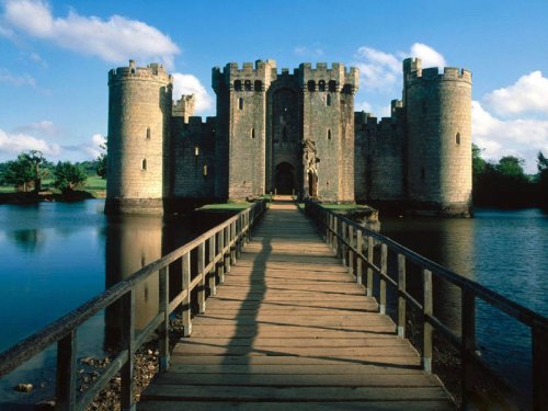 20 самых красивых замков на воде