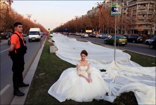 Свадебное платье с самым длинным шлейфом