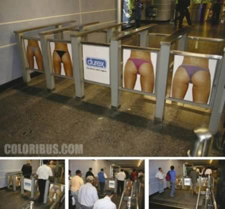 Самые неловкие ситуации с рекламными щитами Самые неловкие ситуации с рекламными щитами