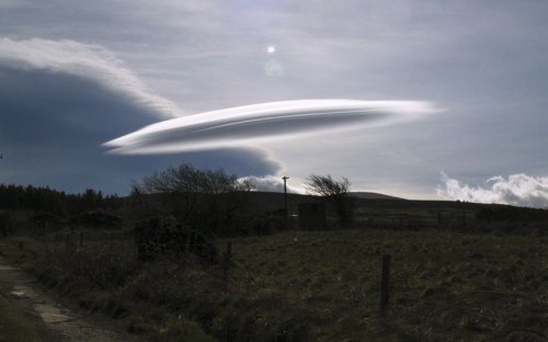 Фотографии облаков необычной формы