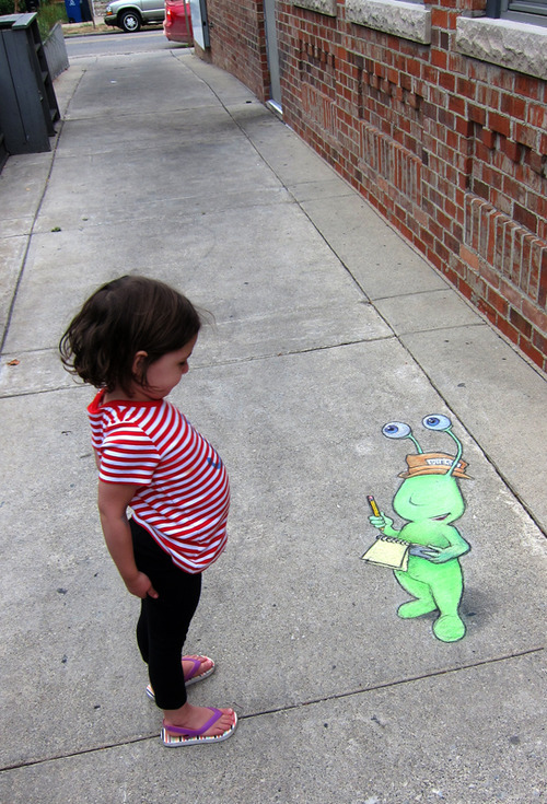 Слагго – забавное существо, живущее на улицах города Энн-Арбор Слагго – забавное существо, живущее на улицах города Энн-Арбор