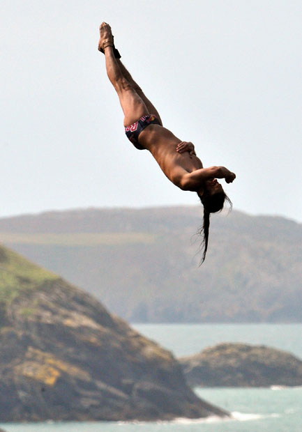 Соревнования по экстремальным прыжкам Red Bull Cliff Diving 2012 Соревнования по экстремальным прыжкам Red Bull Cliff Diving 2012