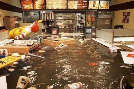 Вирусные фотографии-подделки, изображающие ураган Сэнди Вирусные фотографии-подделки, изображающие ураган Сэнди