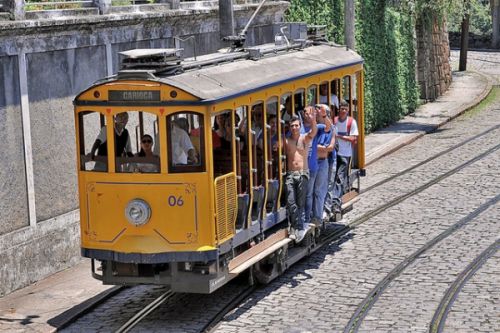 Самые примечательные трамваи, которые можно встретить в разных странах