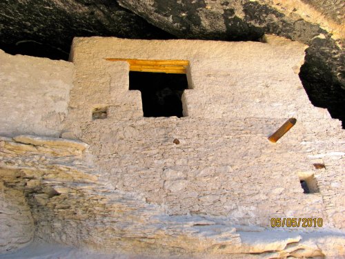 10 Невероятных мест, высеченных в скалах