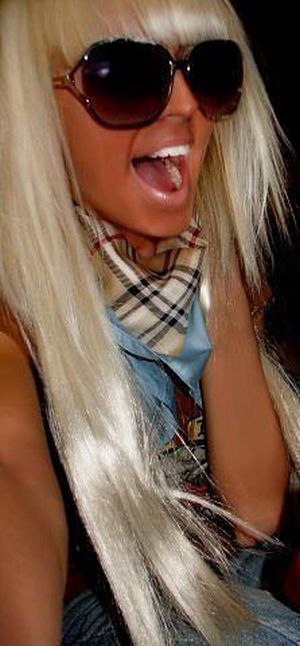 Из гламурной кисы в симпатичную девушку Из гламурной кисы в симпатичную девушку