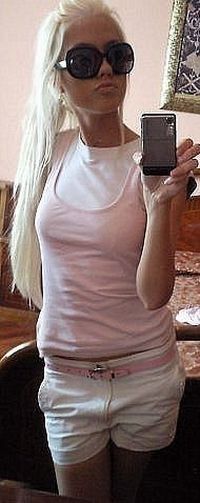 Из гламурной кисы в симпатичную девушку Из гламурной кисы в симпатичную девушку