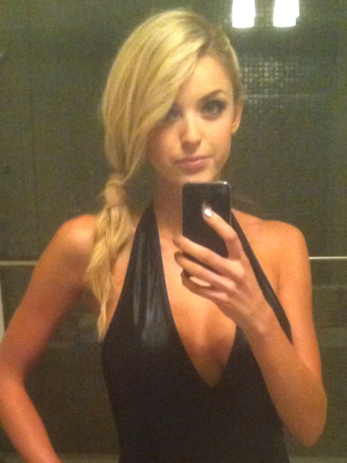 Сексуальные девушки из соцсетей (39 фото) Сексуальные девушки из соцсетей (39 фото)