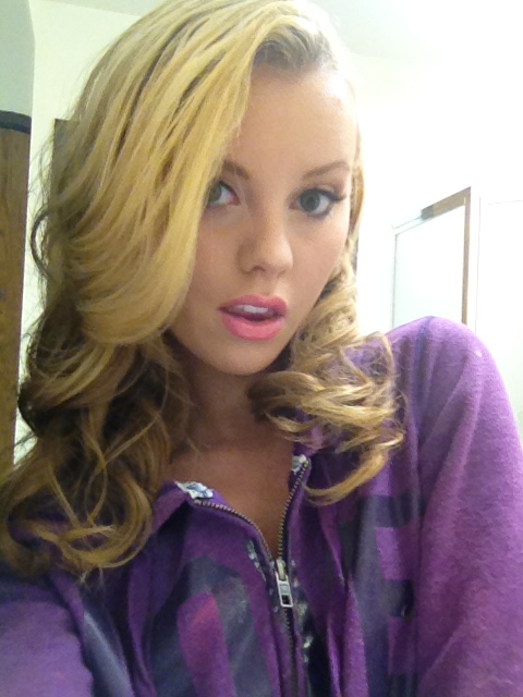 Сексуальные девушки из соцсетей (39 фото) Сексуальные девушки из соцсетей (39 фото)