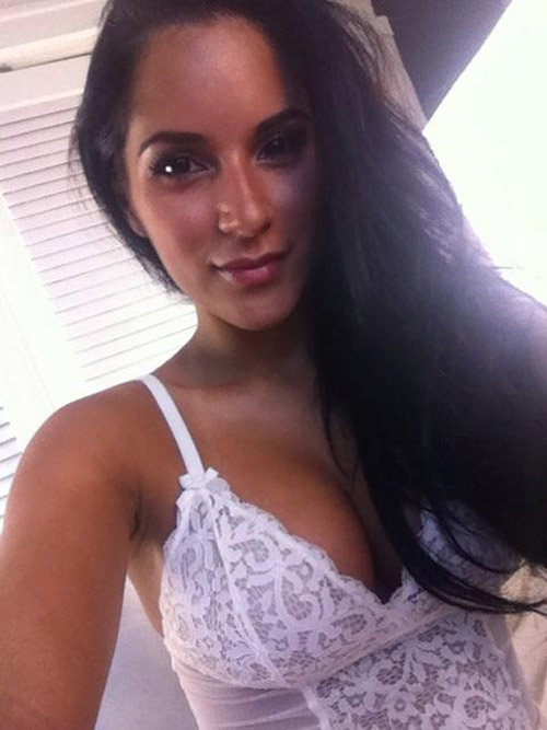 Сексуальные девушки из соцсетей (39 фото) Сексуальные девушки из соцсетей (39 фото)