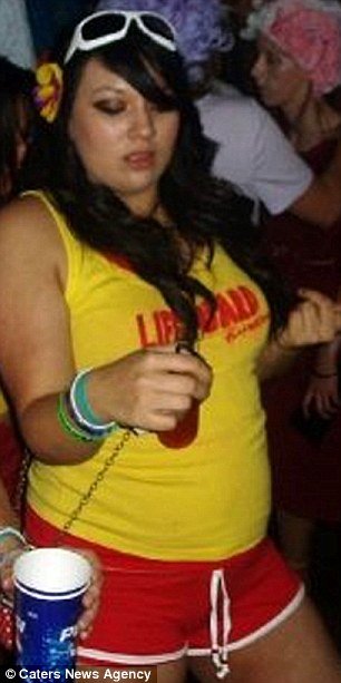 Надина Найт – толстушка, ставшая финалисткой конкурса красоты