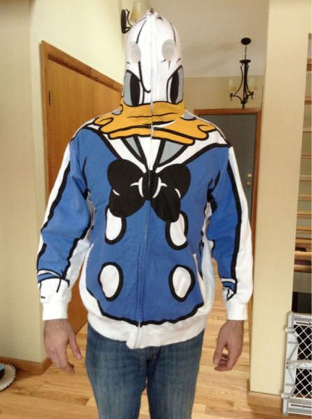 Странно и забавно одетые люди (29 фото)