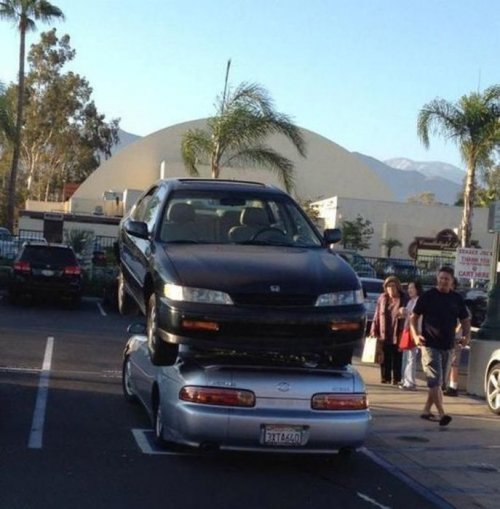 Когда дамы за рулём (31 фото) Когда дамы за рулём (31 фото)