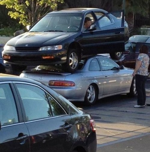 Когда дамы за рулём (31 фото) Когда дамы за рулём (31 фото)