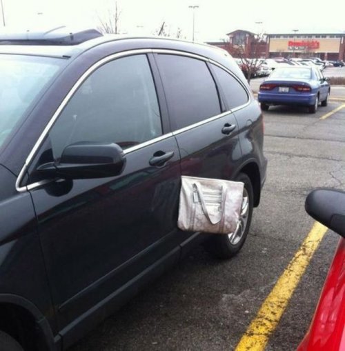 Когда дамы за рулём (31 фото) Когда дамы за рулём (31 фото)