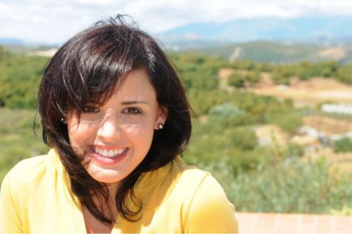 Симпатичные девушки из соцсетей (26 фото)