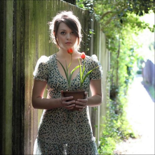 Симпатичные девушки из соцсетей (26 фото)