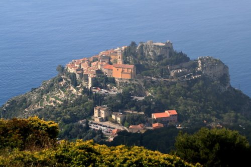 15 Прекрасных городов и деревень на вершинах холмов