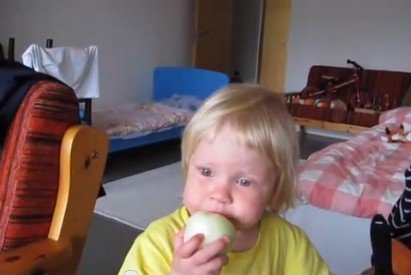 И горько, и плакать хочется...