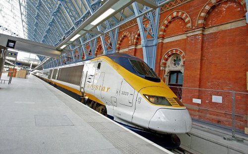 11 Самых скоростных поездов в мире