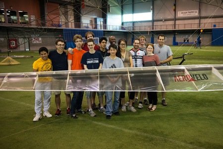 Вертолёт Atlas, способный подняться в воздух только благодаря силе человека (1 фото + 1 видео)